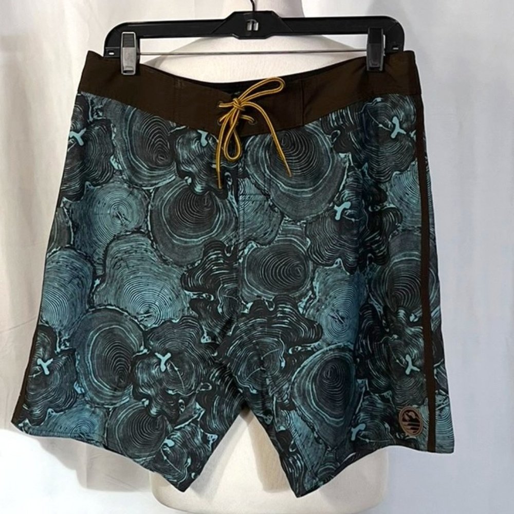 Like NEW - HIPPYTREE Board Swim Shorts - Size 32 - Tree pattern